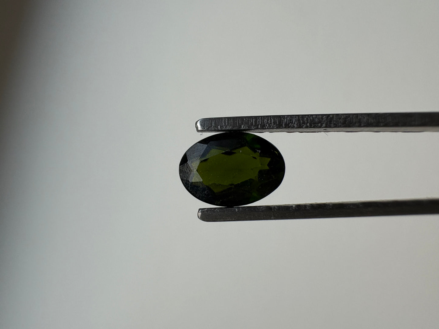 0.865 Diopside Oval