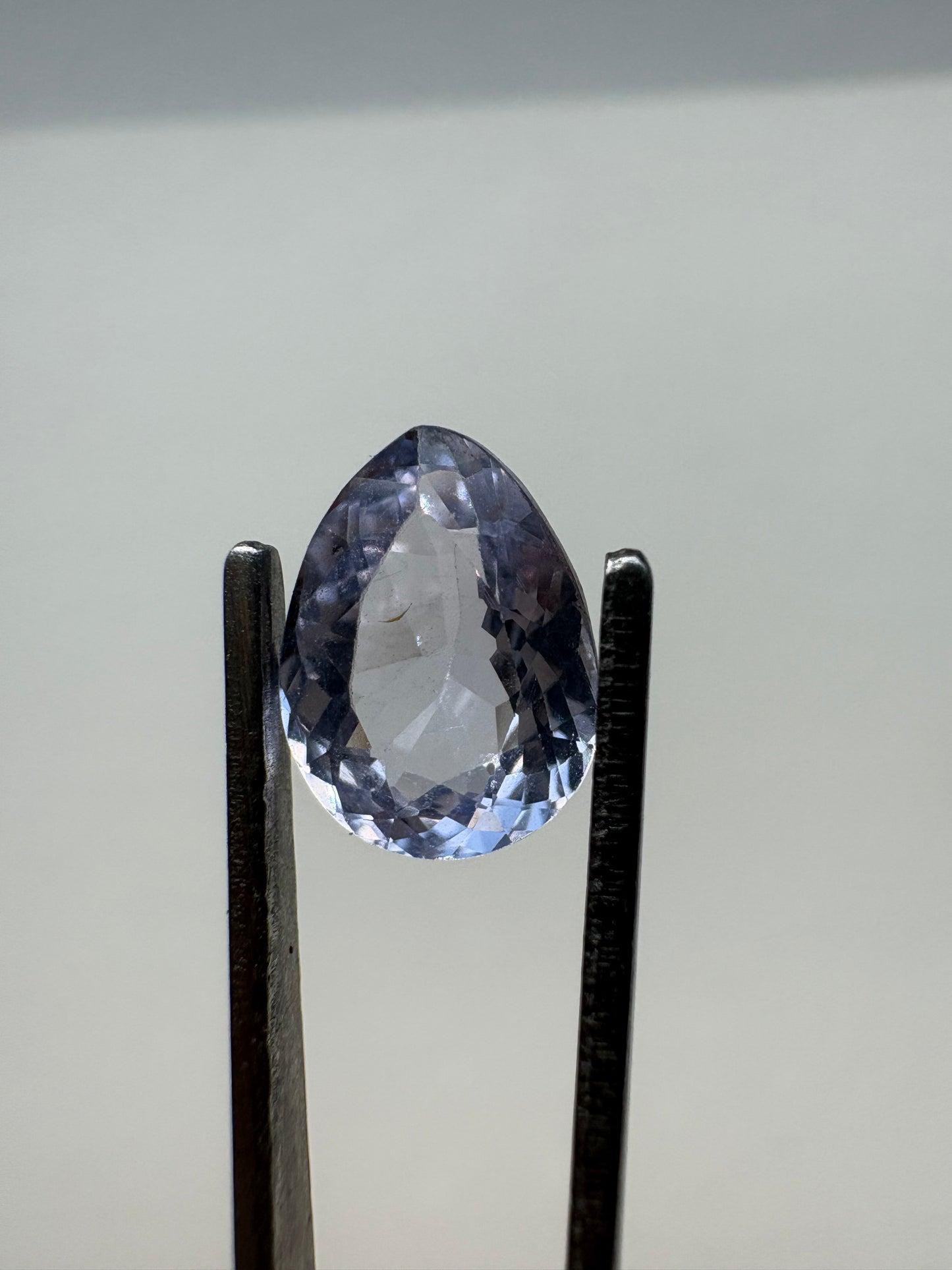 1.525 Spinel Pear