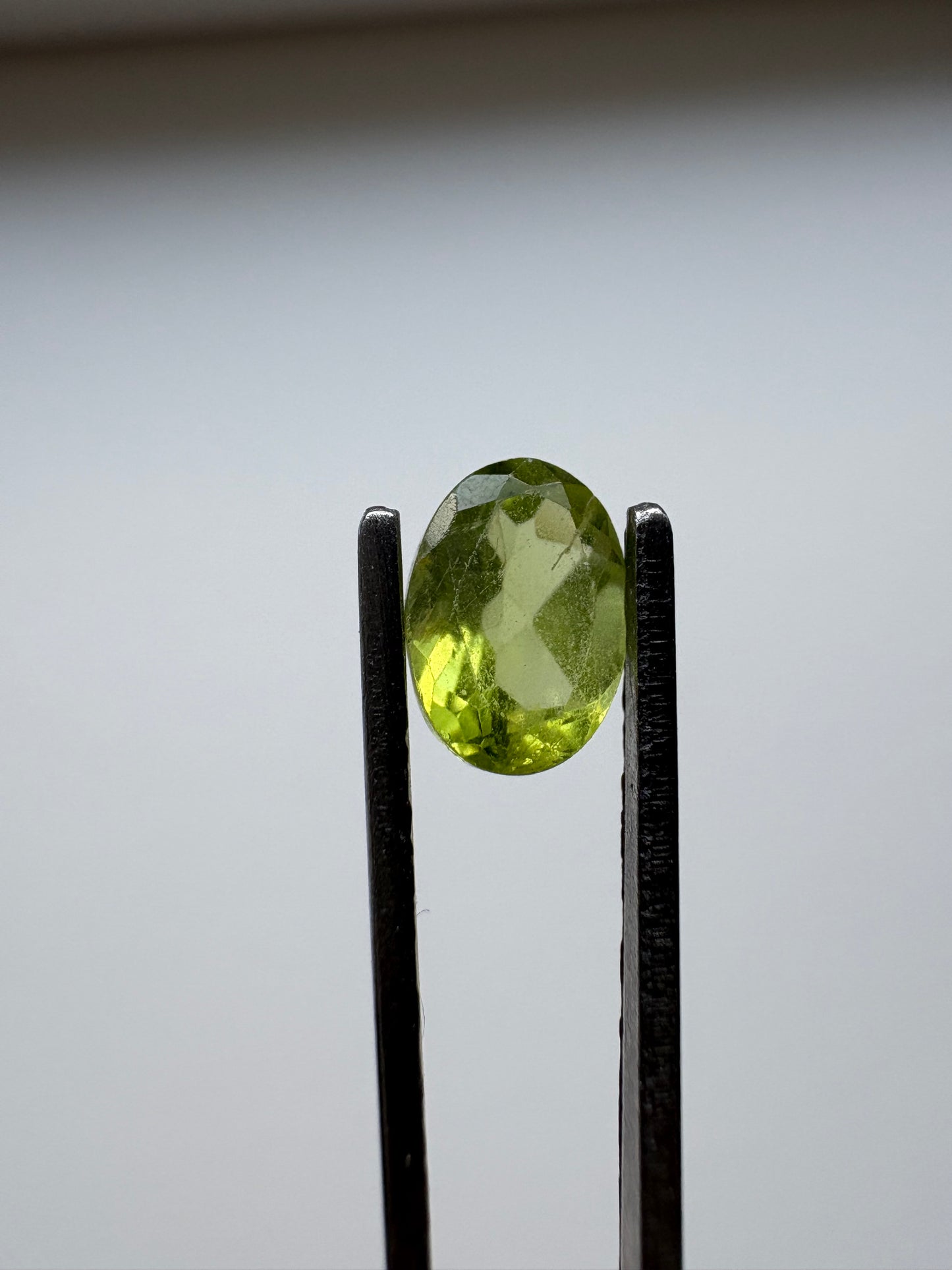 1.010 Peridot Oval