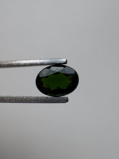 0.870 Diopside Oval