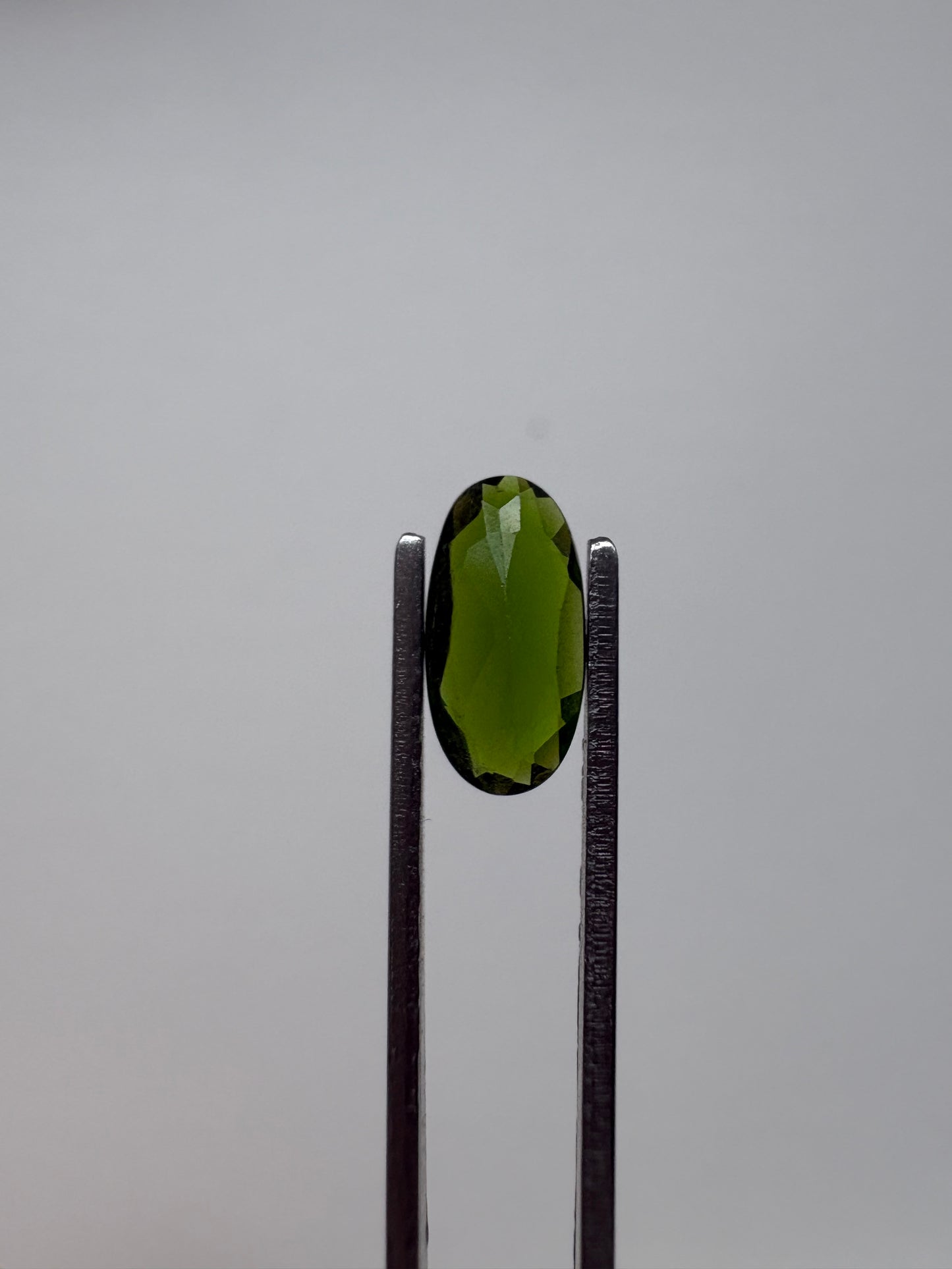 0.965 Diopside Oval