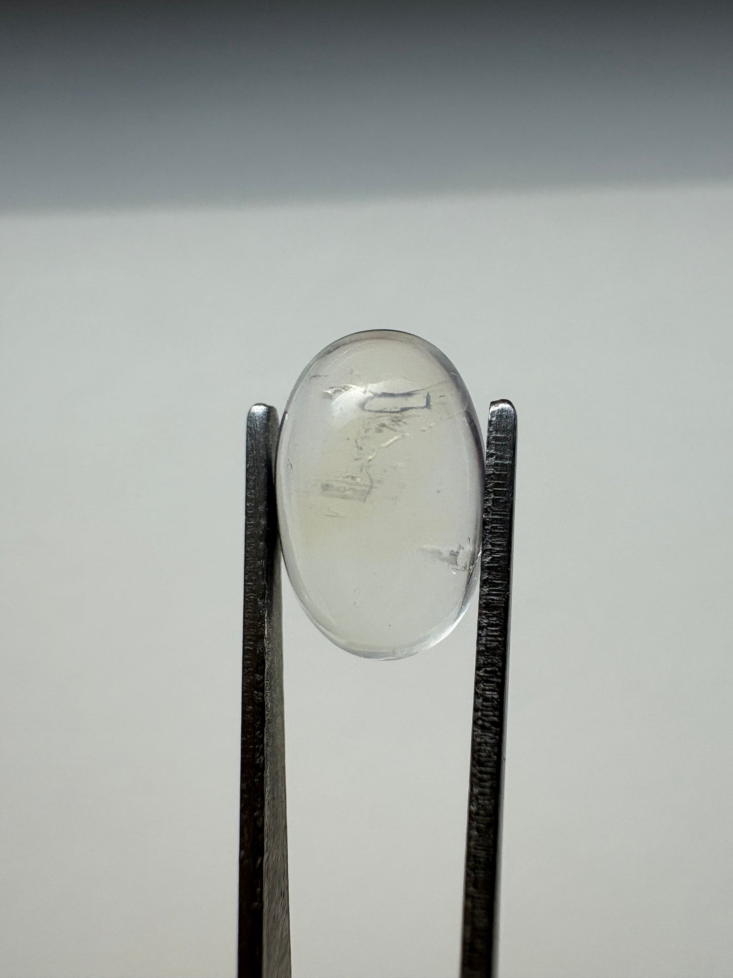 3.000 Blue Moonstone Cabochon